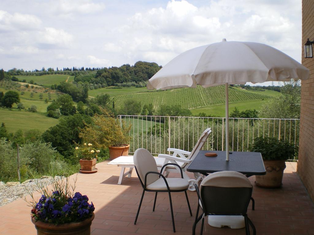 Fullino Nero Rta - Residenza Turistico Alberghiera Siena Exterior foto