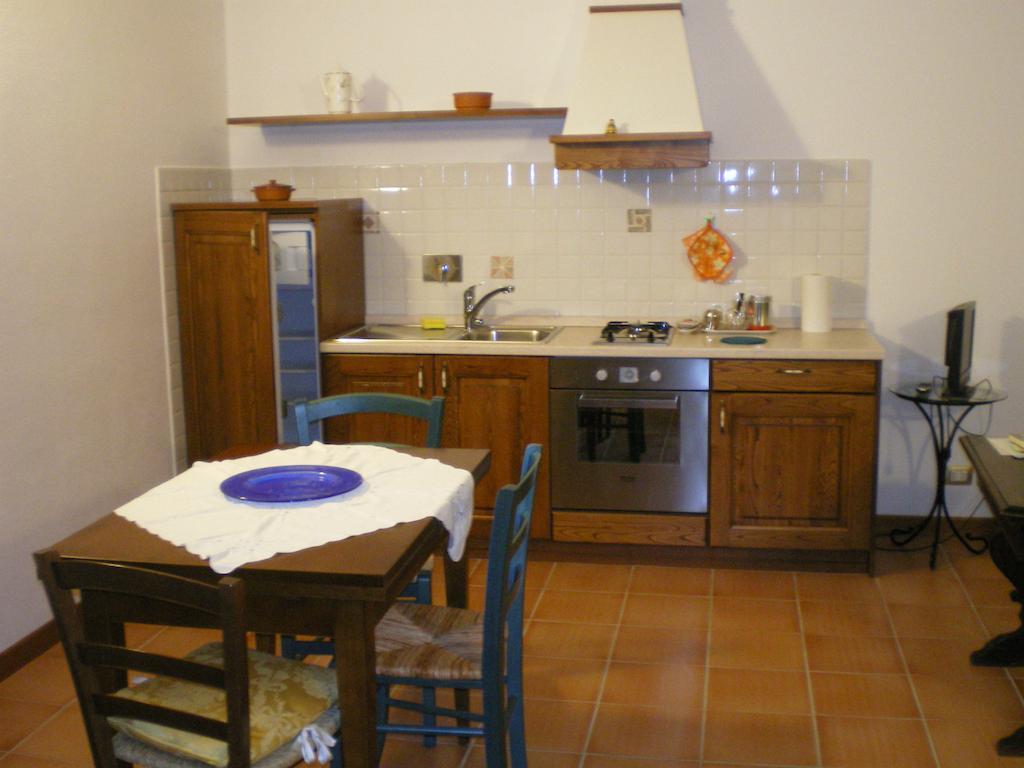 Fullino Nero Rta - Residenza Turistico Alberghiera Siena Exterior foto